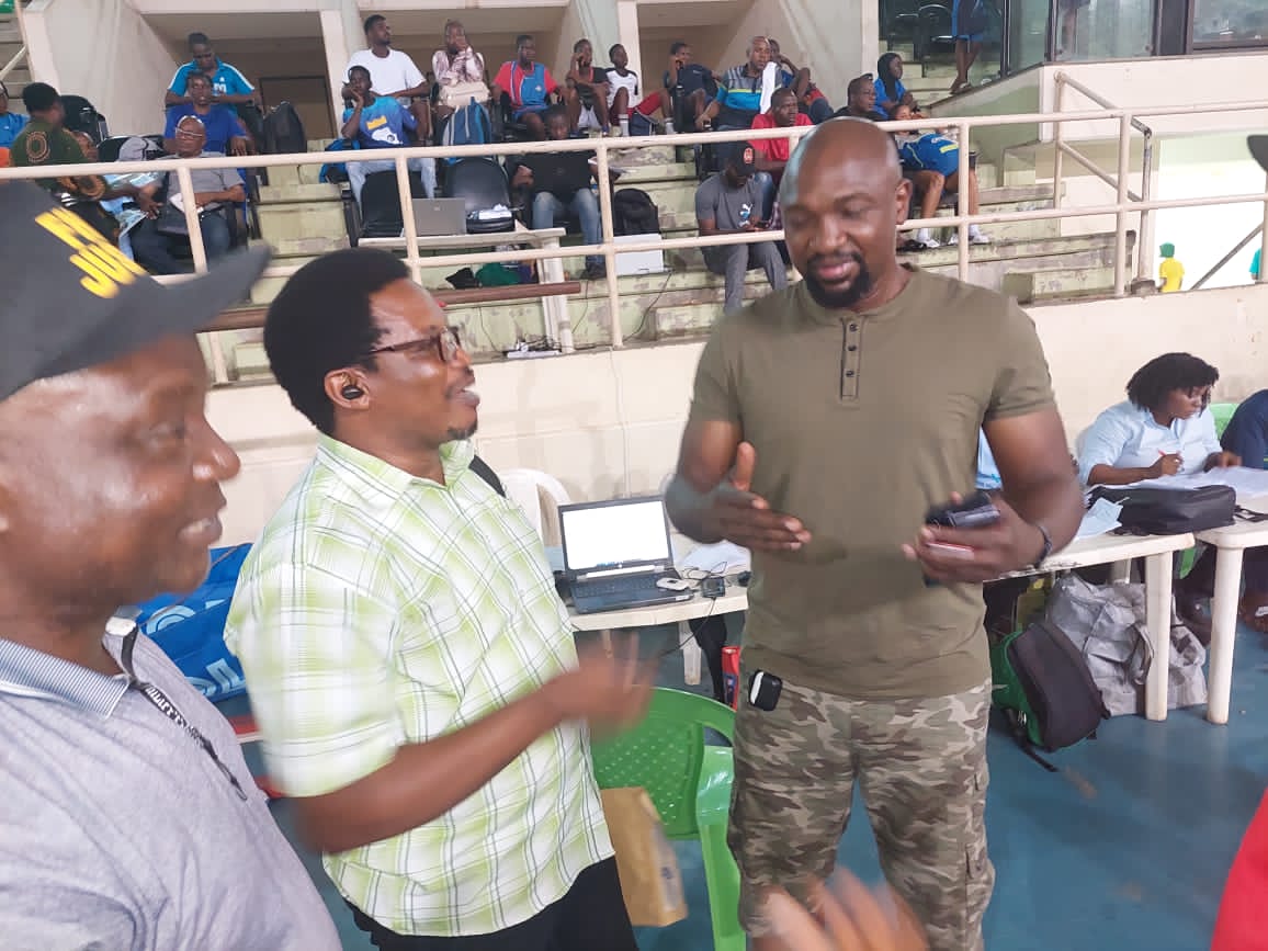 NBBF President  Mark  urges private sector to Invest in Sports, donates N200, 000 to Aso Table Tennis Championship