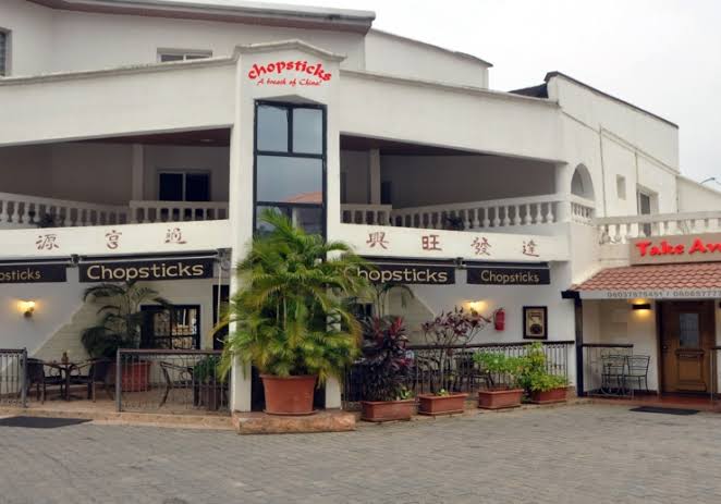 Eid-el-Kabir:  Management of Sinoni Chinese Restaurant fecilitates with Muslim faithful