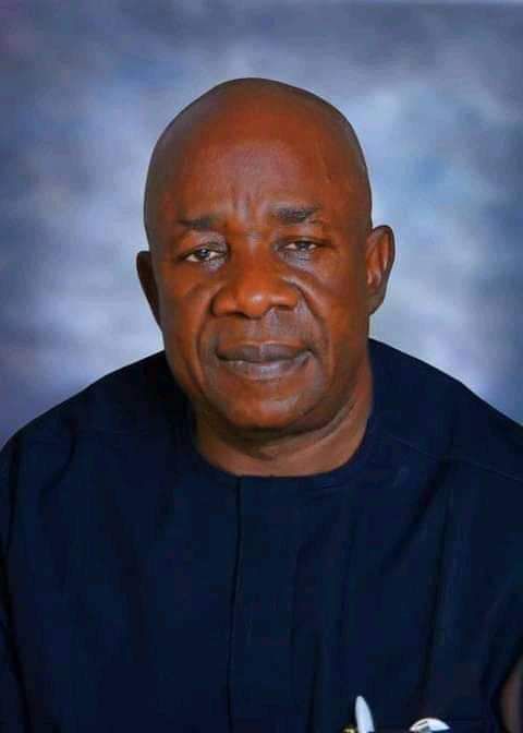 Majority leader in Plateau Assembly goes mad again, slaps old & young PDP stakeholders
