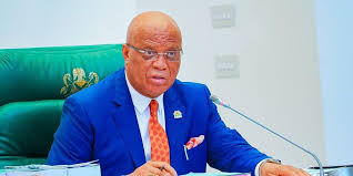 Gov Eno Announces ₦80,000 Minimum Wage