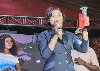 Queen Esther Daniels Crowned Best Idoma Nollywood Actress Of All Time 