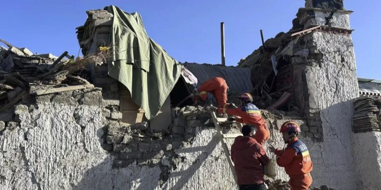 Report Says Earthquake Kills Over 126 People In China