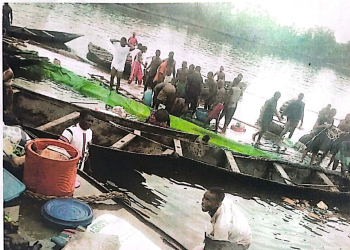 Nigerian Navy Saves 99 Persons From Drawing 