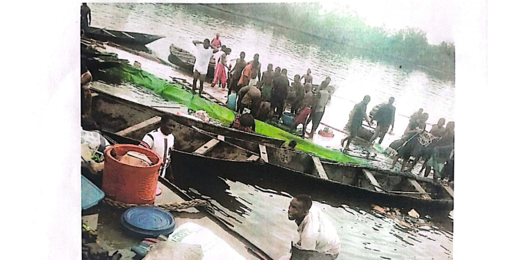 Nigerian Navy Saves 99 Persons From Drawing 