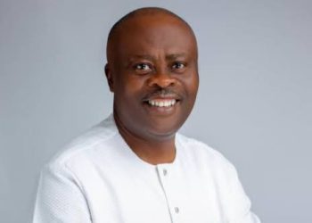DG NSC Olopade Felicitates With Soname at His 59th. Birthday 