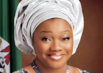 NUJ FCT Chairman Ike Felicitates With Wife of Senate President Dr (Mrs) Unoma Akpabio on her 54th birthday