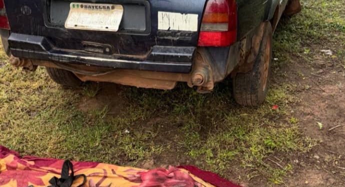 Kwara: Troops Decimate Arms Courier, Recover 5 AK-47 Rifles, 3 Magazine