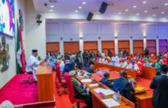 Factoring Regulation Establishment Bill Scales Second Reading in Senate