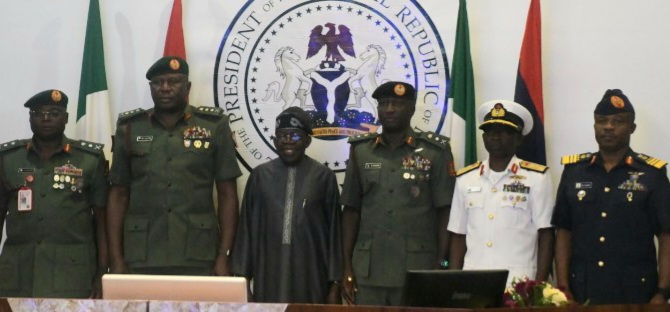 Gov Otu Congratulates Lt. Gen. Undiandeye on His Elevation