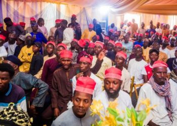 Sen. Barau Receives Over 1,000 NNPP Decampees to APC on Sunday