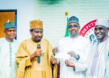 Barau pays Ex-Kano Municipal LG Chair’s N7m Entitlements Withheld By State Govt