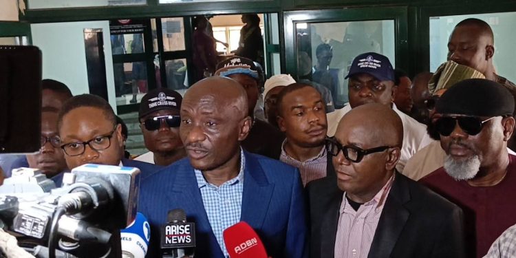 Cross River Delegation Didn’t stage walk out, insists RMAFC report presentation to continue- Rt Hon Lebo