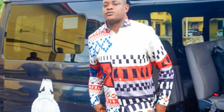 Navy Nabs Fraudulent Shipping Agent, Clears Officers of Misconduct