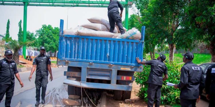 Police Bust Railway Vandalism Ring, Recover ₦400m Assets, Reject ₦100m Bribe