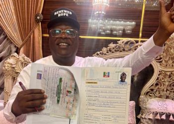 Umahi Signs Tinubu’s Nomination Form, Backs Continuity Agenda