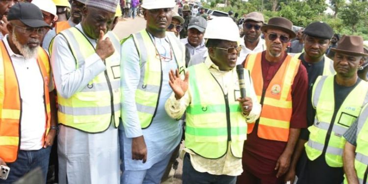 Umahi Warns Non-Performing Contractors, Says Tinubu Must Not Be Blamed for Project Delays