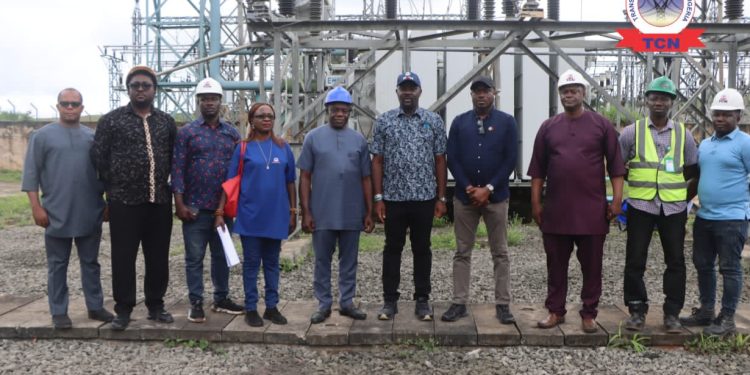 Senator Ngwu Visits TCN’s 9th Mile 132/33kV Transmission Substation