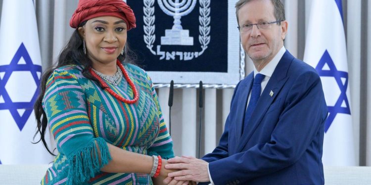 Nigeria’s Envoy Formally Assumes Diplomatic Role in Israel After Presenting Letters of Credence to President Herzog