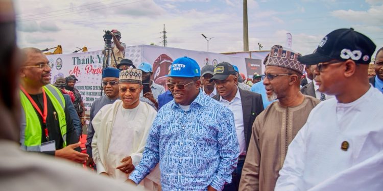 Umahi Says Tinubu Expanding Northern Economic Corridor, Flags Off Reconstruction of 122km Kaduna–Birnin Gwari Road
