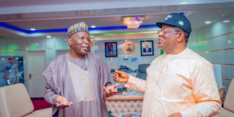 Nigerian Students Recognise Umahi’s Exploits as Works Minister, Honour Him as Grand Patron