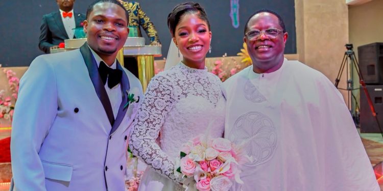 Umahi Leads Sanwo-Olu, Elumelu, Others to Niece’s Wedding in Lagos