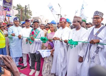 FG Commissions 30.58km Abuja–Kaduna–Kano Expressway Section