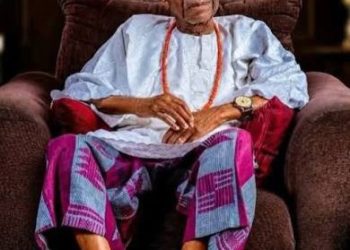Oyedele Mourns Pa Reuben Fasoranti