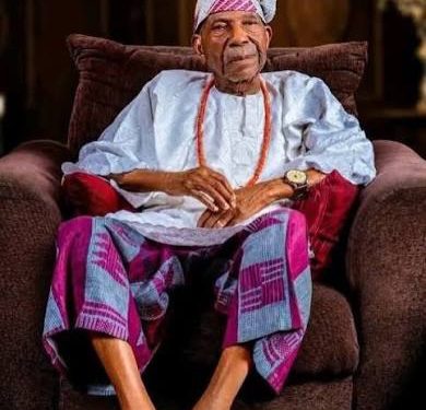 Oyedele Mourns Pa Reuben Fasoranti